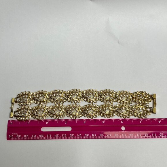 Vintage Gold-Tone Leaf Design Rhinestone Bracelet With Fold-Over Clasp 7 Inches - Picture 4 of 7